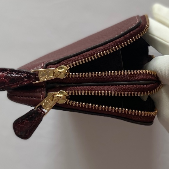 Coach Double Corner Zip Wristlet NWT w Snake Embossed Strap NWT - Picture 4 of 16